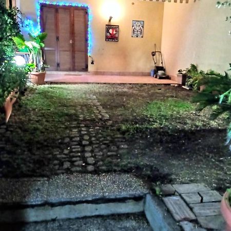 Bebadamo Ed Eva Apartamento Villaggio del Fanciullo Exterior foto