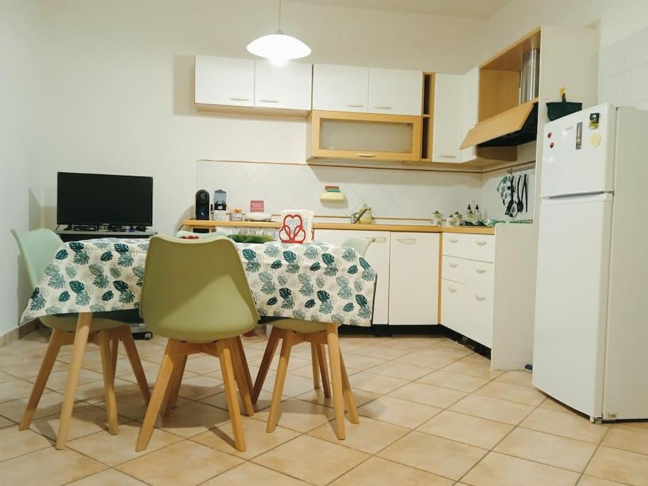 Bebadamo Ed Eva Apartamento Villaggio del Fanciullo Exterior foto